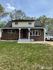 148 S Inman Avenue S, Avenel, NJ 07001