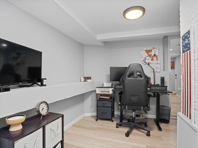 5 Hundley Court LL, Stamford, CT 06902