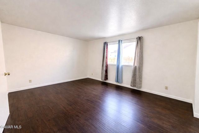 37711 San Ysidro Way, Palmdale, CA 93550