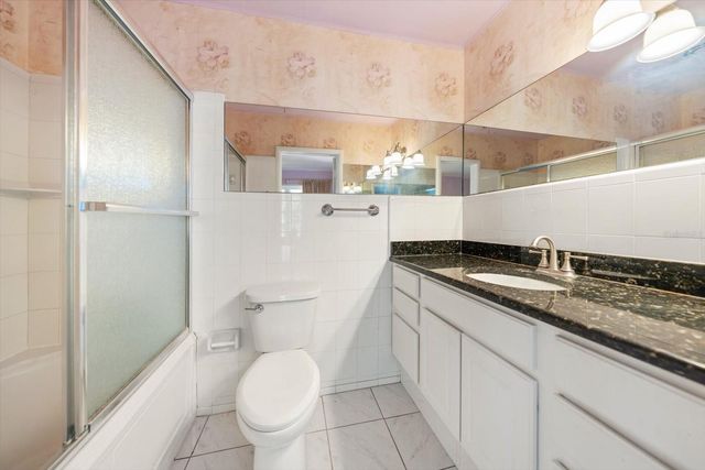 11496 74TH AVENUE, Seminole, FL 33772