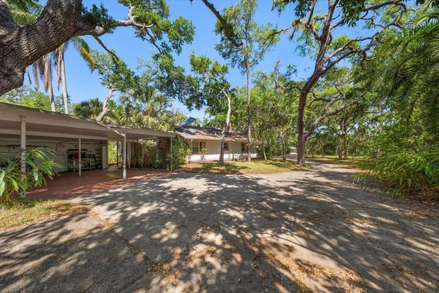 11496 74TH AVENUE, Seminole, FL 33772