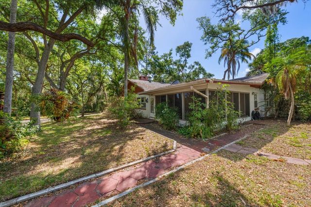 11496 74TH AVENUE, Seminole, FL 33772