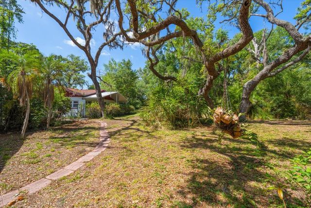 11496 74TH AVENUE, Seminole, FL 33772