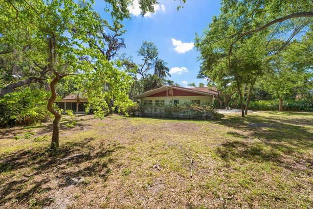 11496 74TH AVENUE, Seminole, FL 33772