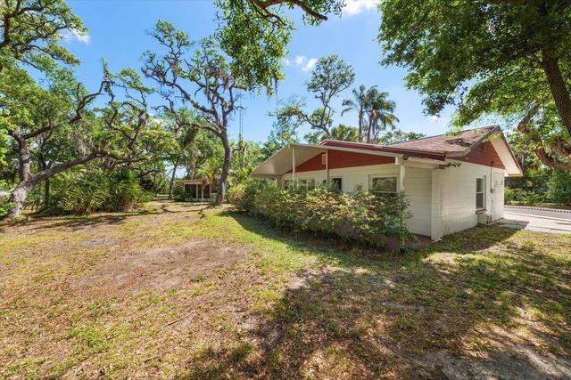 11496 74TH AVENUE, Seminole, FL 33772