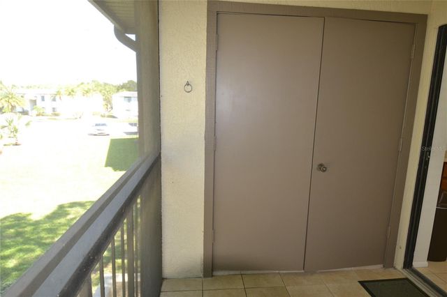 336 WOODLAKE WYNDE, Oldsmar, FL 34677