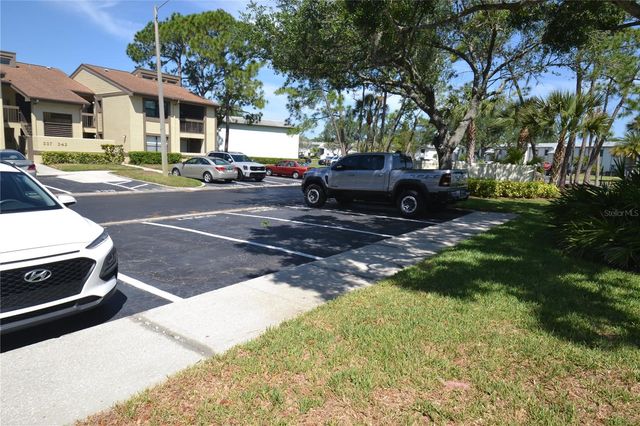 336 WOODLAKE WYNDE, Oldsmar, FL 34677