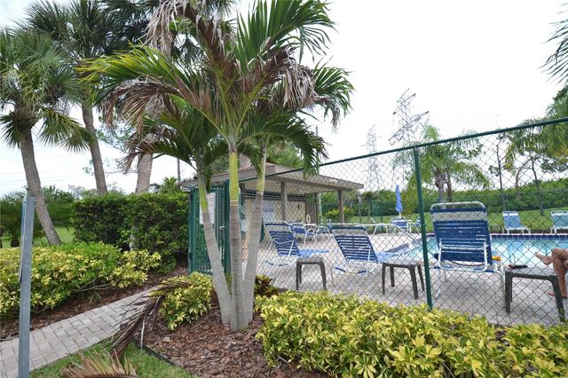 336 WOODLAKE WYNDE, Oldsmar, FL 34677