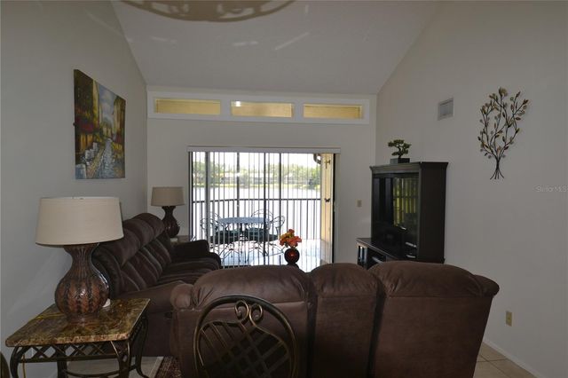 336 WOODLAKE WYNDE, Oldsmar, FL 34677