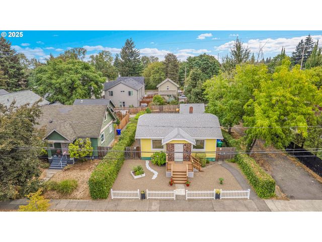 7532 N HEPPNER Ave, Portland, OR 97203
