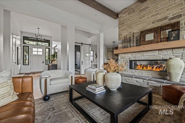 20373 N Swire Green Way, Boise, ID 83714