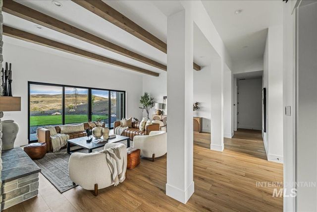 20373 N Swire Green Way, Boise, ID 83714