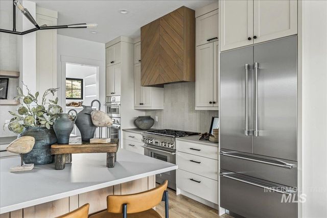 20373 N Swire Green Way, Boise, ID 83714