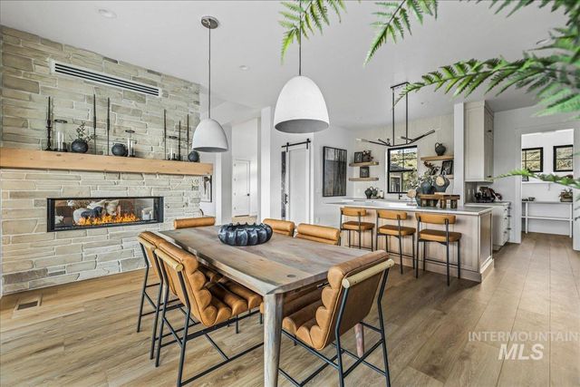 20373 N Swire Green Way, Boise, ID 83714