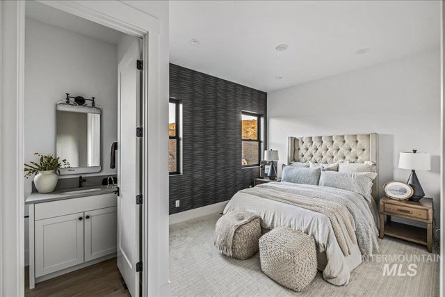 20373 N Swire Green Way, Boise, ID 83714