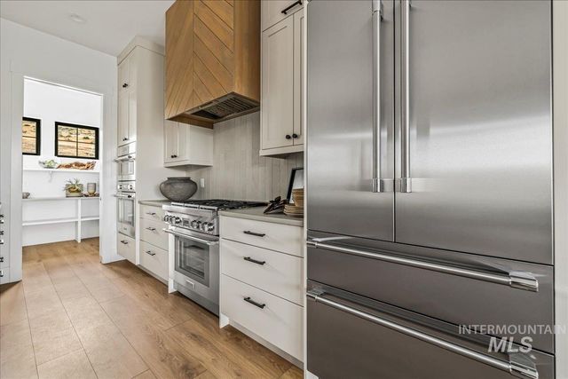 20373 N Swire Green Way, Boise, ID 83714