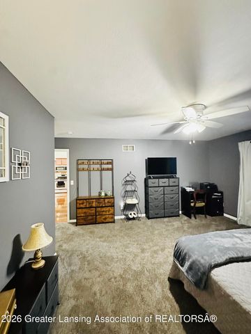 376 Spicetree Lane, Mason, MI 48854