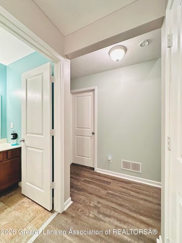 376 Spicetree Lane, Mason, MI 48854