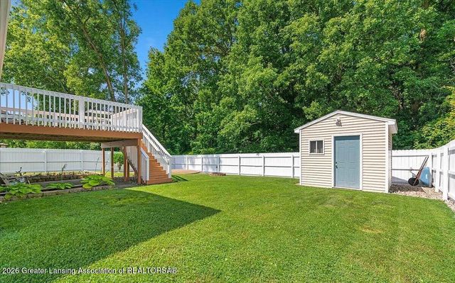 376 Spicetree Lane, Mason, MI 48854