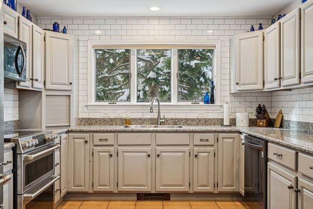 644 Methodist Hill Road, Enfield, NH 03748