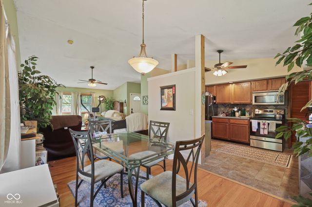 4226 Somerset Lake Road, Nashville, IN 47448