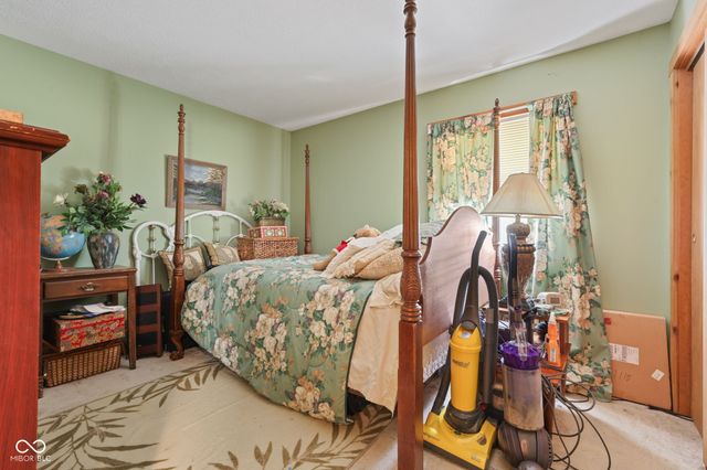 4226 Somerset Lake Road, Nashville, IN 47448