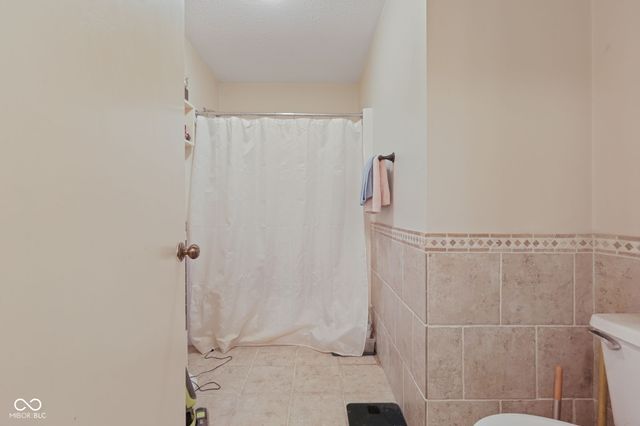 4226 Somerset Lake Road, Nashville, IN 47448