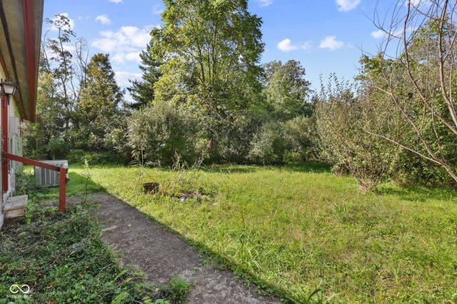 4226 Somerset Lake Road, Nashville, IN 47448