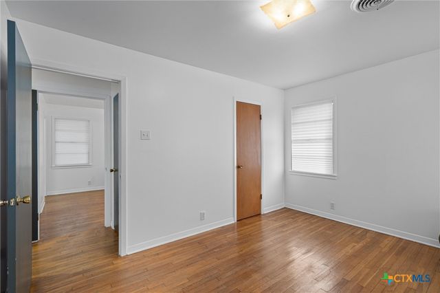 2010 S 49th Street, Temple, TX 76504