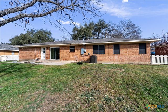 2010 S 49th Street, Temple, TX 76504