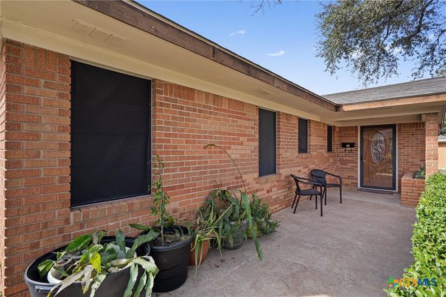 2010 S 49th Street, Temple, TX 76504