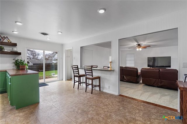 2010 S 49th Street, Temple, TX 76504