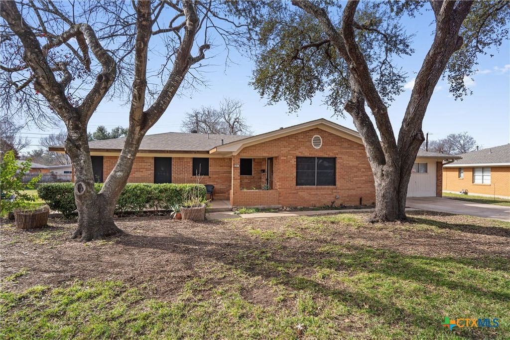 2010 S 49th Street, Temple, TX 76504