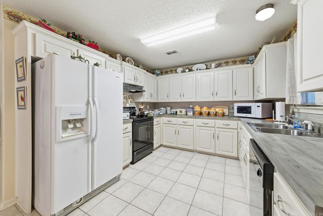 22 Willard Street, Ward, AR 72176