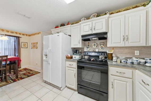 22 Willard Street, Ward, AR 72176