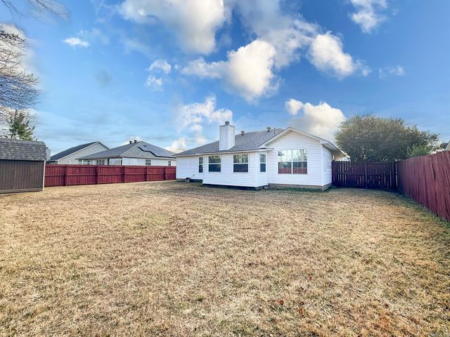 22 Willard Street, Ward, AR 72176