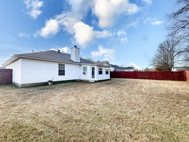 22 Willard Street, Ward, AR 72176