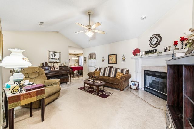 22 Willard Street, Ward, AR 72176