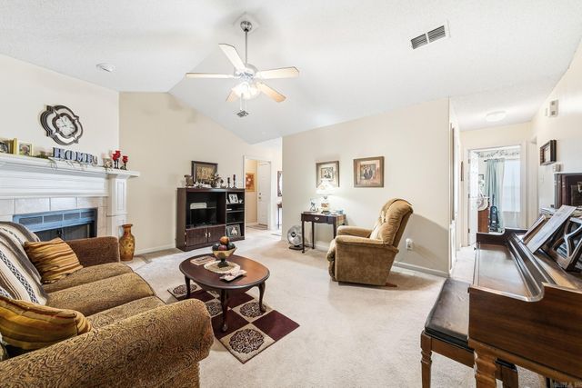 22 Willard Street, Ward, AR 72176