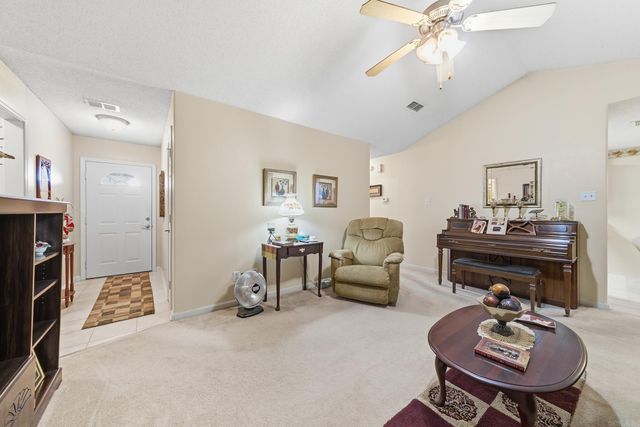 22 Willard Street, Ward, AR 72176