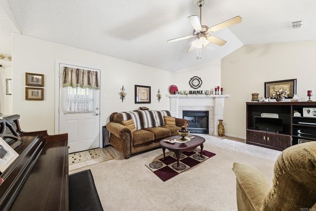 22 Willard Street, Ward, AR 72176