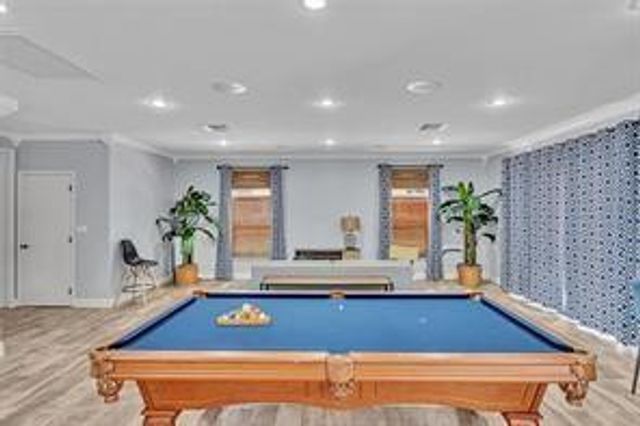 8721 Wiles Road 104, Coral Springs, FL 33067