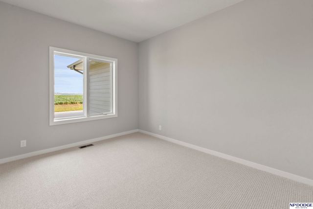 5508 N 195 Street, Elkhorn, NE 68022