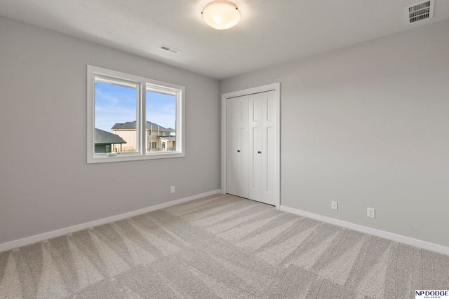 5508 N 195 Street, Elkhorn, NE 68022
