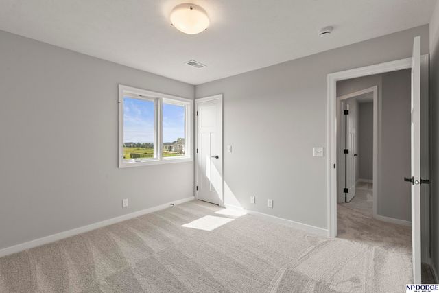 5508 N 195 Street, Elkhorn, NE 68022