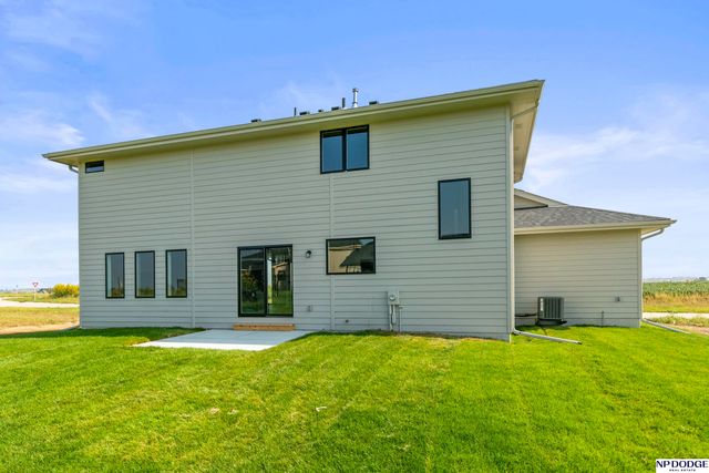 5508 N 195 Street, Elkhorn, NE 68022