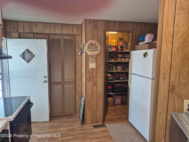 14315 Edgeknoll Street, Brooksville, FL 34613