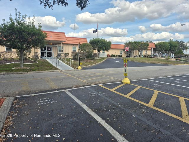 14315 Edgeknoll Street, Brooksville, FL 34613