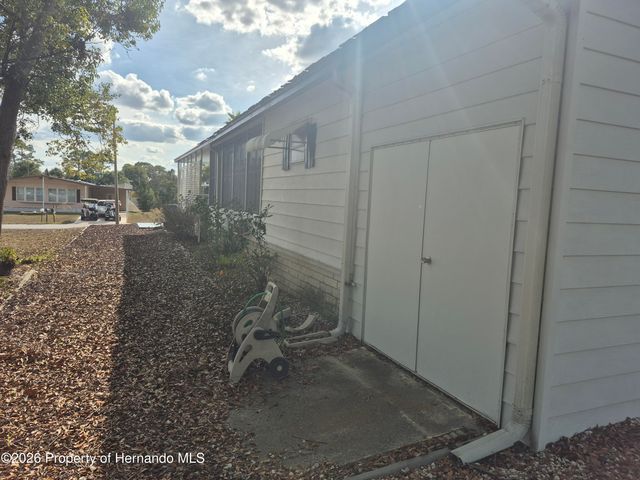 14315 Edgeknoll Street, Brooksville, FL 34613