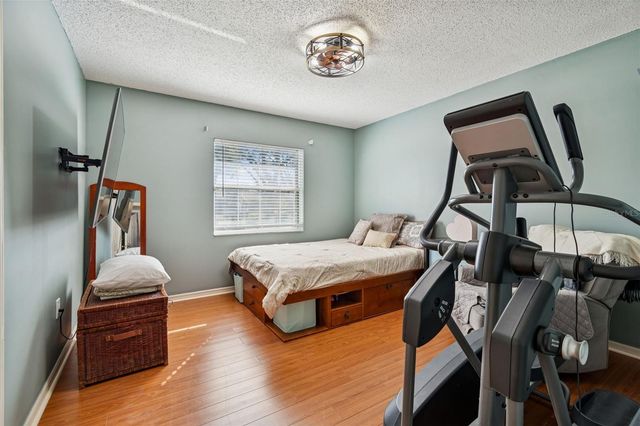 7810 N CAMERON AVENUE, Tampa, FL 33614